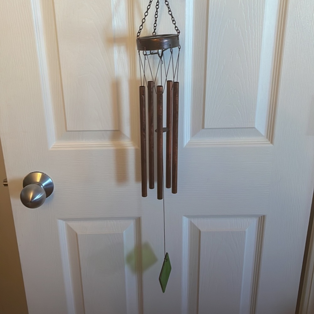 Brand New Liffy Solar Butterfly Wind Chime - Picture 3 of 3